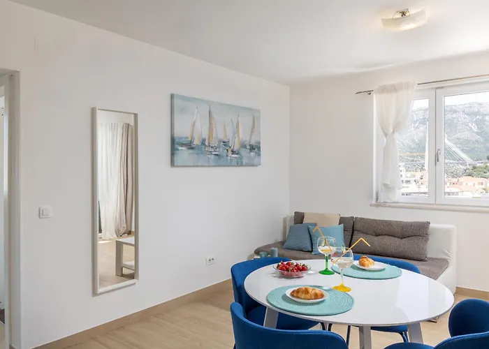 Apartments Sandra Solitudo II