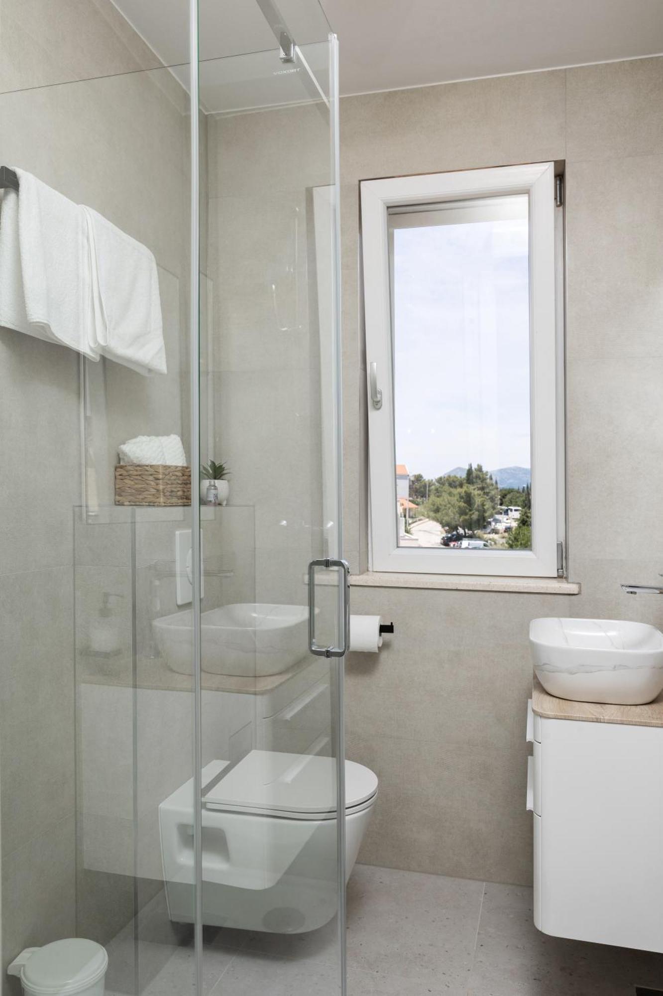 Sandra Solitudo Ii Apartment
